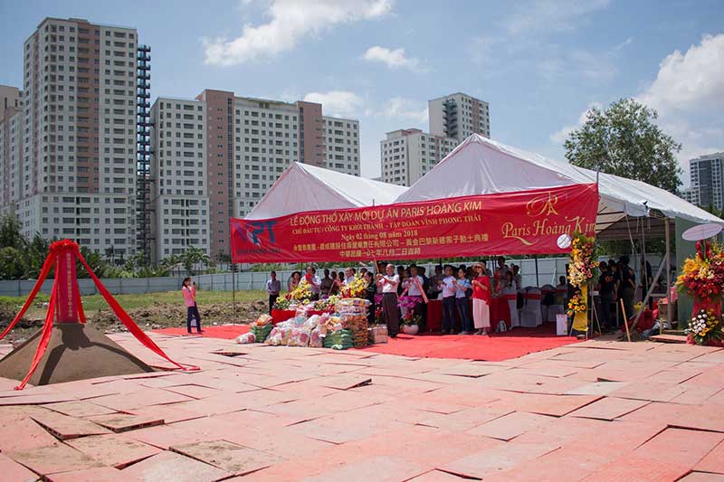 khoi cong paris hoang kim