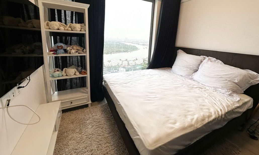 Gateway Thảo Điền 4 phòng ngủ cho thuê nội thất cao cấp view L81 lầu cao